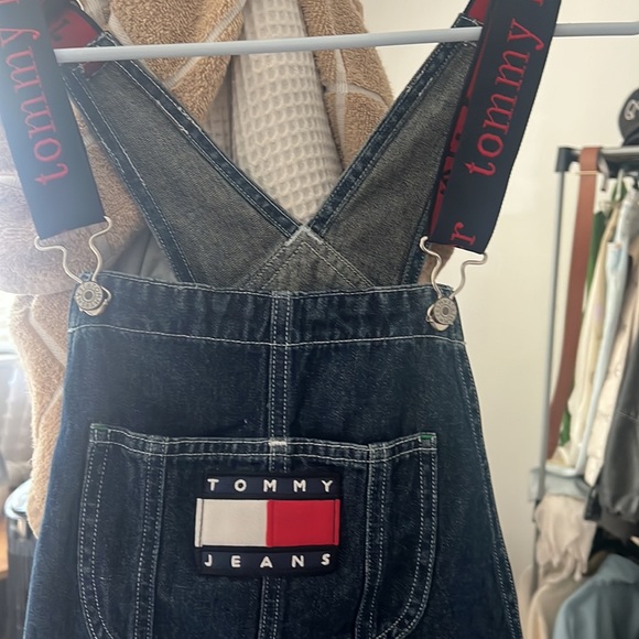 Tommy Hilfiger Short Dungaree with Monogram Straps - Picture 2 of 5